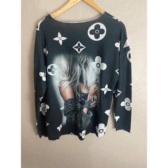 Unbranded women's Double Printed Long Sleeve Sweater - Medium - Picture 6 of 14